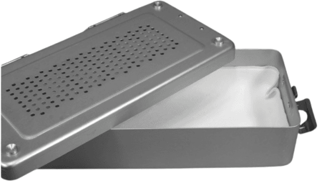 Tray liners